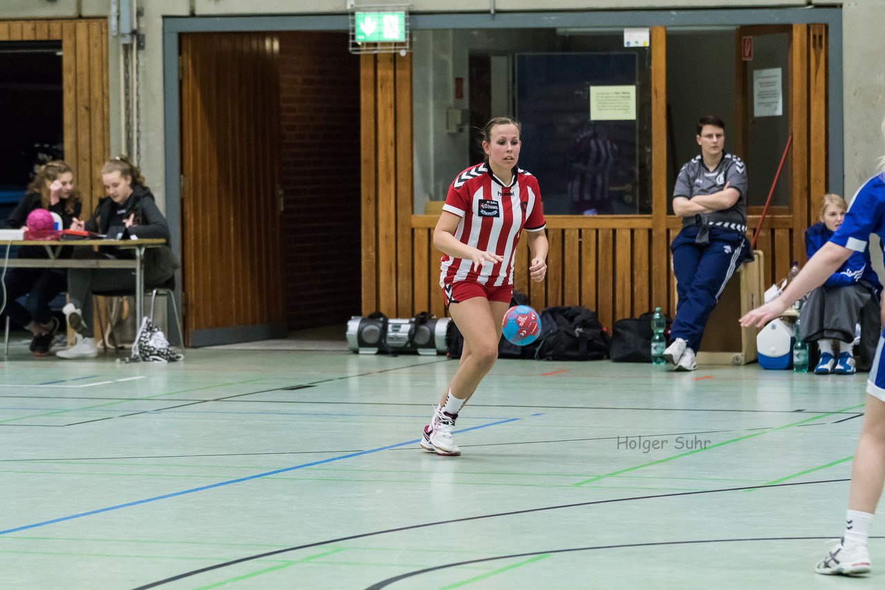 Bild 191 - Frauen Barmstedter TS - Buedelsdorfer TSV : Ergebnis: 26:12